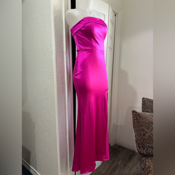 Midnight Doll Strapless Pink Dress. Size 7 juniors from
Dillards evening dress - Picture 9 of 12